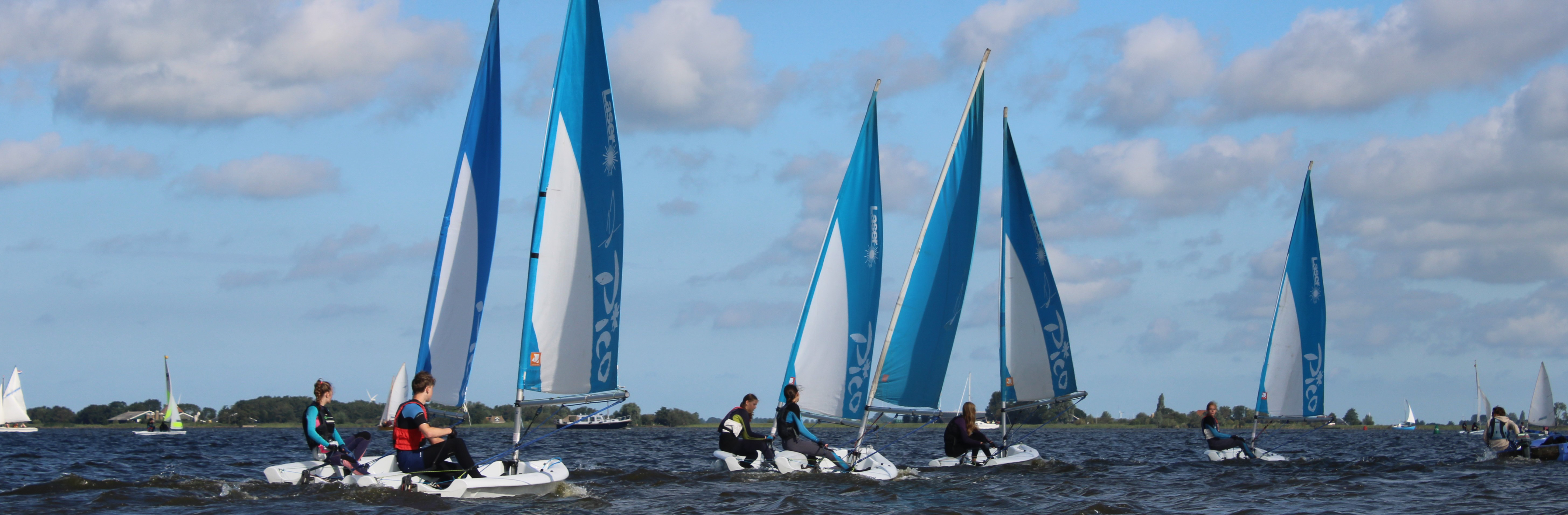 <h2>Plezier en leren varen</h2>
<p>De CWO is van mening dat een veilig en goede opleiding zorgt voor plezier op het water. De aangesloten opleidingslocaties moeten voldoen aan de kwaliteitseisen van de CWO.</p>